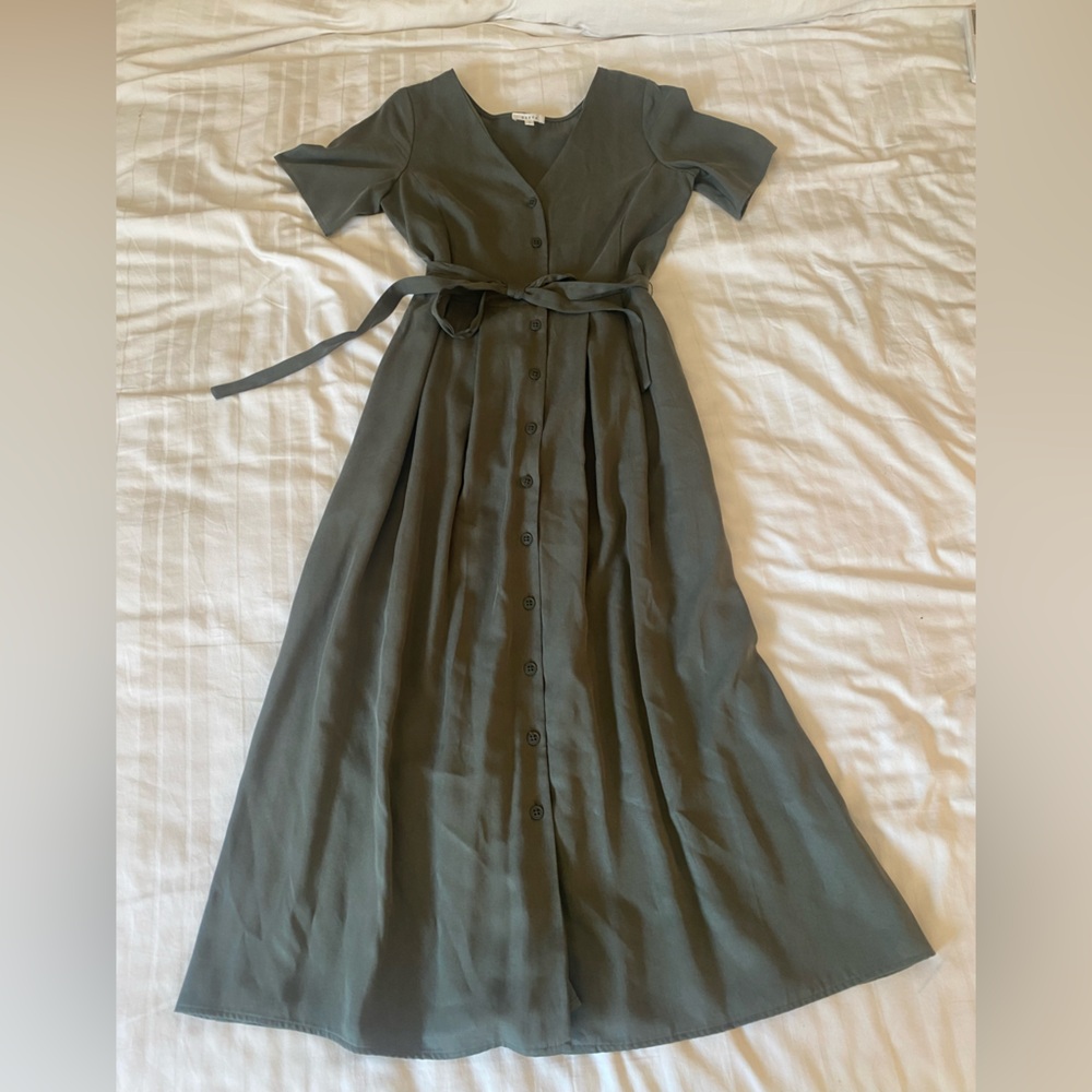 NWOT VETTA Olive Green Midi Dress